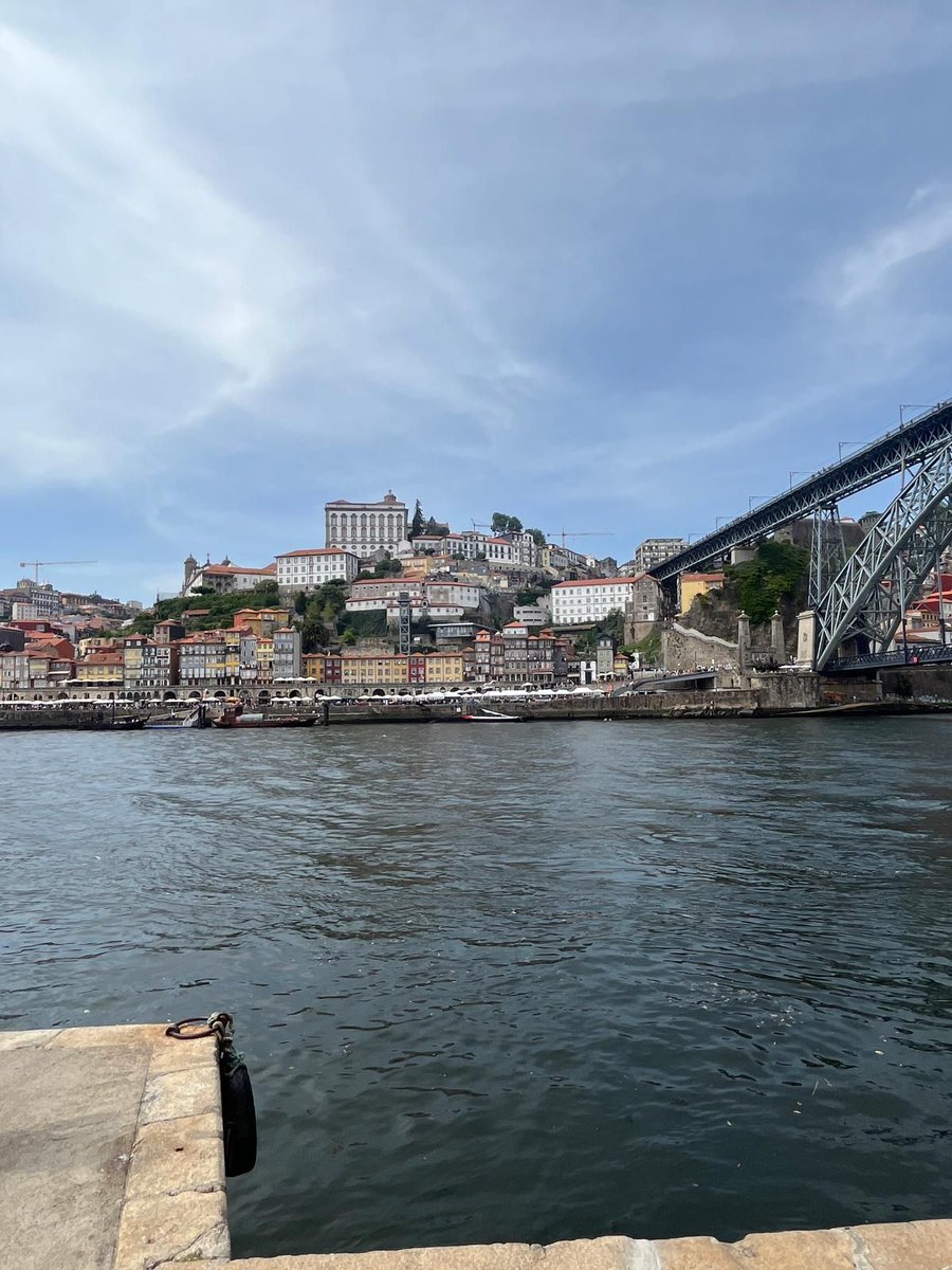 8/ Tech hub in disguise

Lisbon and Porto are full of real talent, real founders, and real innovation. 

It's a bunch of smart people solving real problems by the ocean.

Half of SF and Web3 live here.