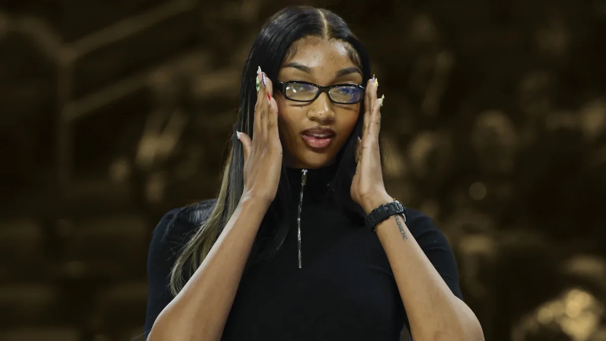 🚨🇺🇸 WNBA PLAYERS MAY NEVER BE RICH Angel Reese is one of ...