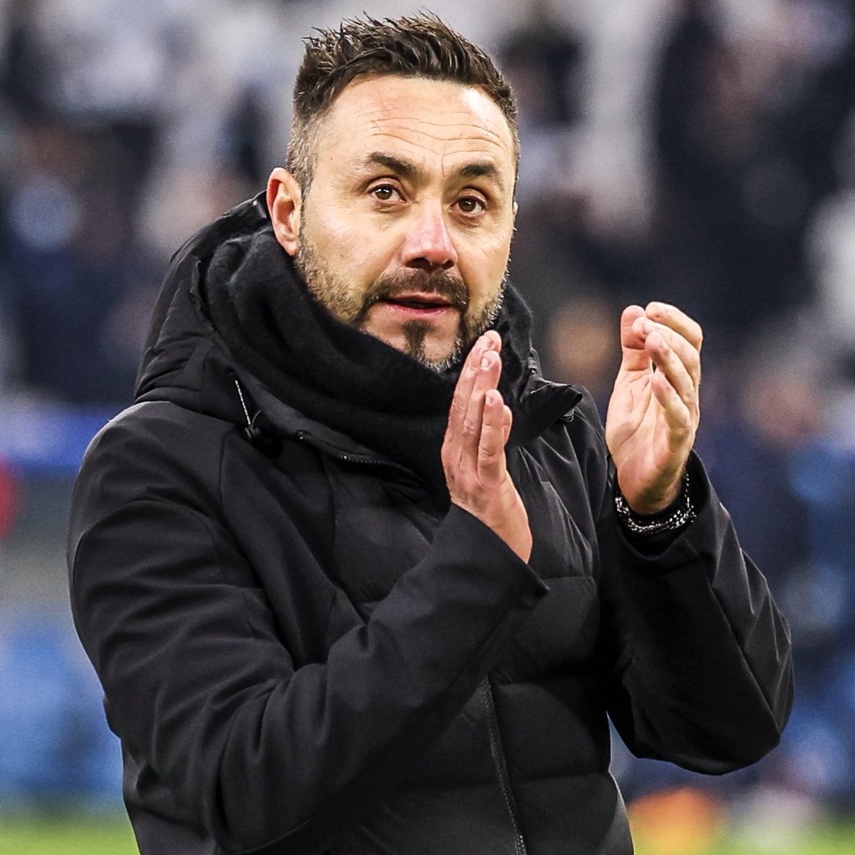 🚨🚨| BREAKING: Marseille manager Roberto De Zerbi has decided he no longer wants Adrien Rabiot at the club! 🇫🇷❌

This follows an altercation between Rabiot and Jonathan Rowe, with both players now banned from first-team training.

[<a href="/RTLFrance/">RTL France</a>]