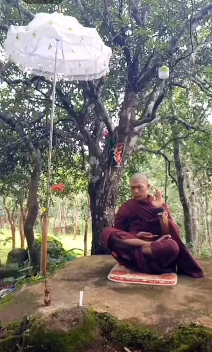 kyawthet_lwin's tweet photo. 🤣🤣🤣
စျာန်ပျံနေတဲ့ဘုန်းကြီးအသုံးပြုခဲ့တဲ့ လေစုပ်ခွက်အပါ anal ချဲ့တဲ့ပစ္စည်းလေးအသစ်ရောက်ရှိနေပါပြီ။
လေစုပ်အားကောင်းတဲ့စုပ်ခွက်ပါ စအိုချဲ့ပစ္စည်းလေးဖြစ်တဲ့အတွက်တင်ပလ္လင်ခွေထိုင်ပြီးခြေထောက်ကိုမြှောက်ထားရင်တောင်ပုံပါဘုန်းကြီးလိုလဲကျမသွားနိုင်ပါ
#YPN https://t.co/t1Edhf8cSm