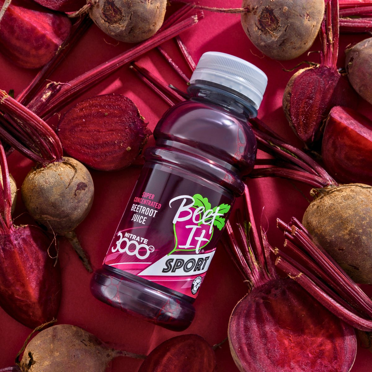 Worth it ×3000 🤝

Each Nitrate 3000 bottle contains 7.5 daily servings of 400mg dietary nitrate — that’s 3000mg in total.

Our staple concentrated beetroot formula is designed to support endurance, performance, and even those split-second reactions! 🏃‍♀️