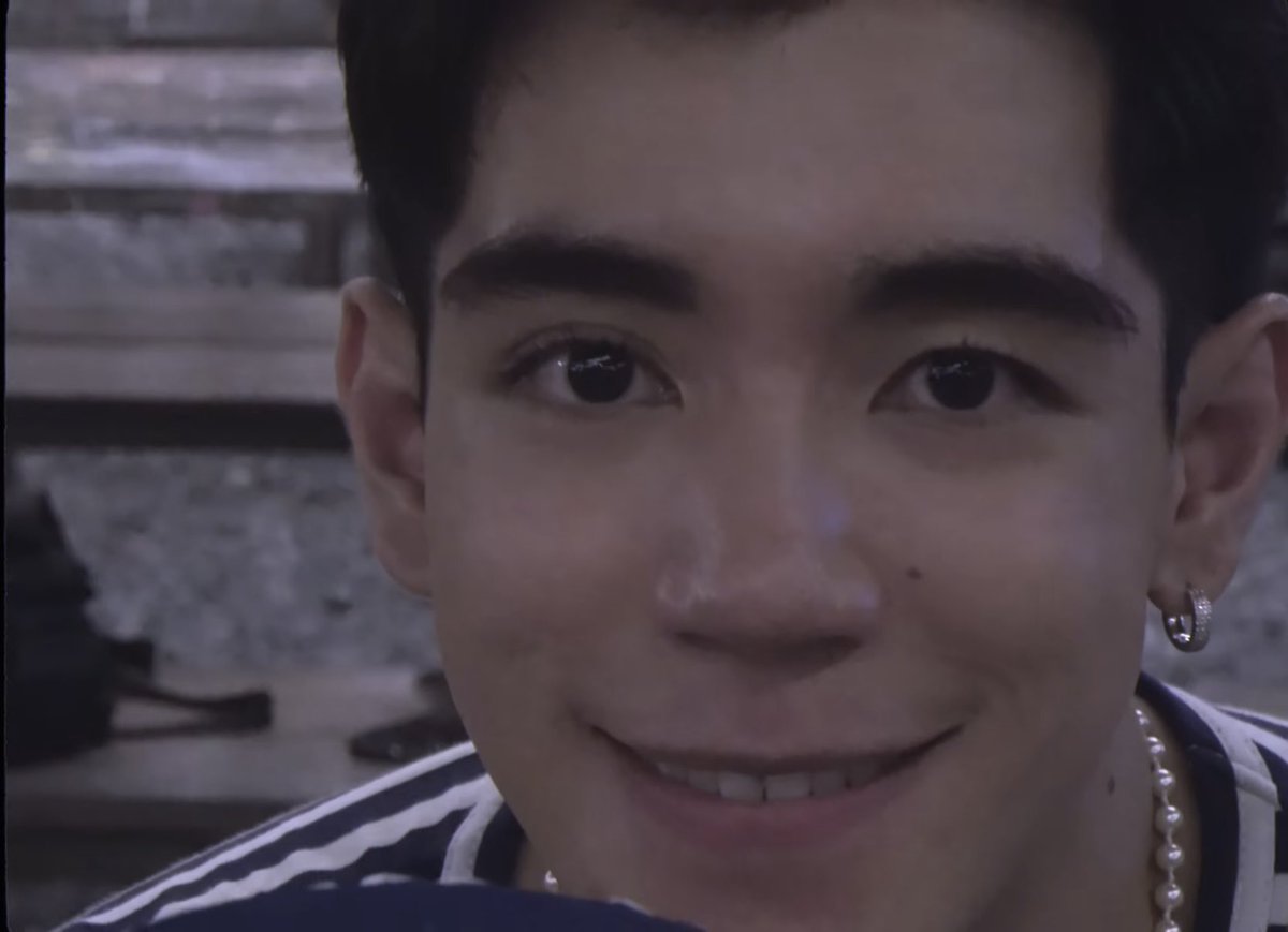 bimxmn's tweet photo. ขายหล่อตรงปกไม่จกตา ชอบบบมากกกกก ฟิวแฟนเว่อ ดูเพลินเลยอ่ะ ชั้นอยากดูคนหล่อวาดรูปทั้งวันทั้งคืน
#POVPIDE_EP1
#PIDEmonthapoom https://t.co/IW0vTUpq4C