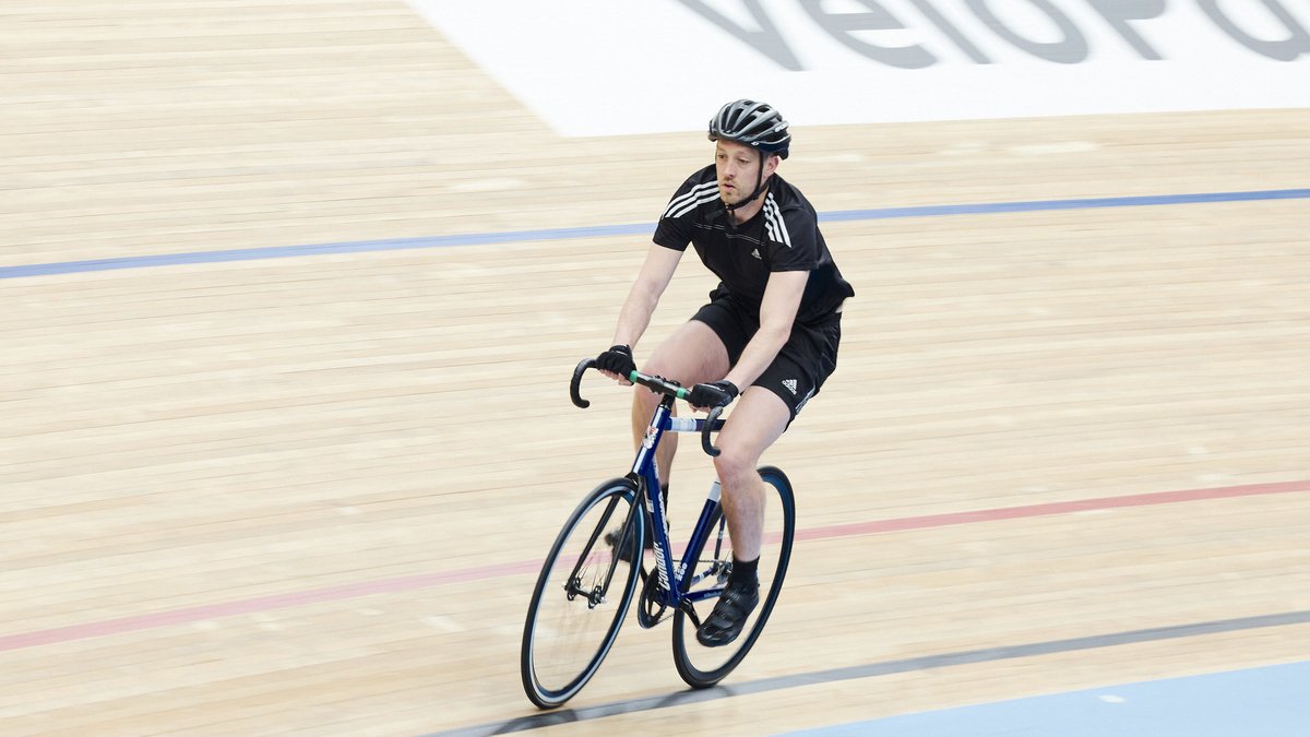 Experience the thrill of the Olympic velodrome track where the best of the best have raced to glory 🏆 

Book now ➡️ brnw.ch/21wV1YO