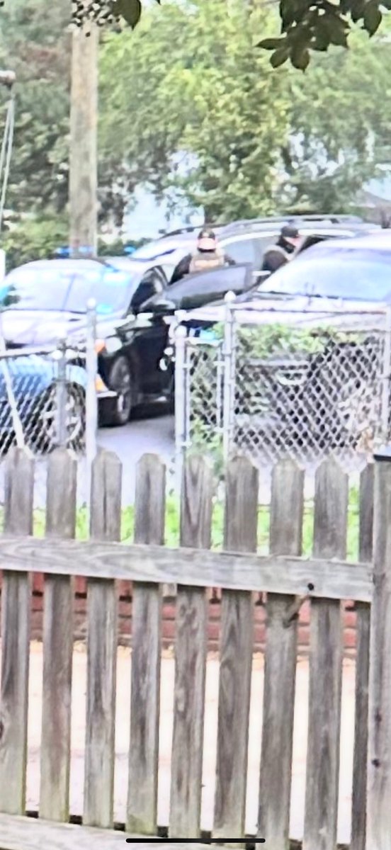 Arlington, Virginia’s Commonwealth Attorney is reporting that ICE is “smashing windows and pulling people out of their cars in South Arlington” this morning. 

“THIS is what makes communities unsafe.”