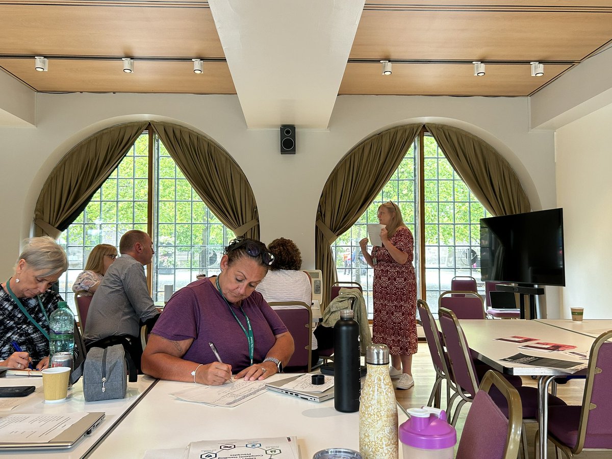 Jane_Arthur_'s tweet image. Final session today reviewing the work of team @EdISGlasgow last session 24/25 with our Education Improvement Service - EdIS Highlights Paper #lookingback AND #lookingforward to planning for improvements for this session 25/26 📈🚀🌟 @Doug_GCC