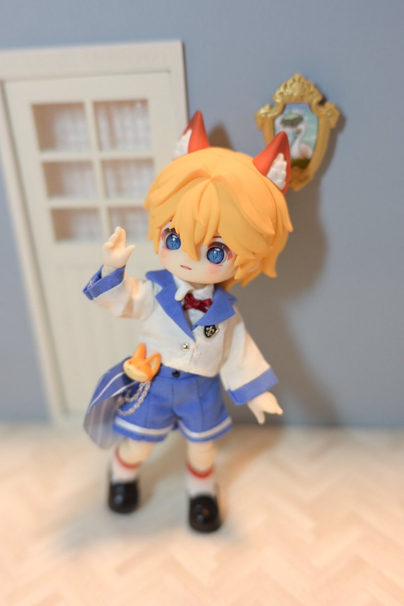 drops0401's tweet photo. デフォ服がすごーーーく可愛い！！！
そして磁石取れてたお耳を修復完了。

#ナギドール #次元界TOY #ブラインドドール https://t.co/ORTGNxsrHg