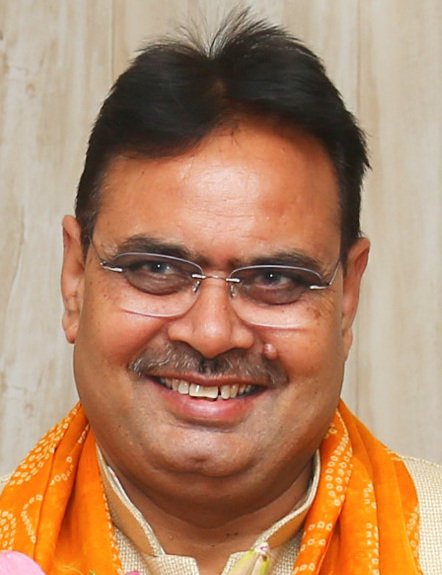 TribalArmy's tweet photo. IAS चयन (अन्य सेवा से) में—
●कुल उम्मीदवार: 18
●SC/ST/OBC: 14
● सवर्ण: 4
● चयनित: सभी 4 सवर्ण
14 योग्य SC/ST/OBC उम्मीदवारों को बाहर कर देना, और सभी सीटें एक जाति को देना संविधान व सामाजिक न्याय की खुली अवहेलना है। https://t.co/Cguuc98NgP