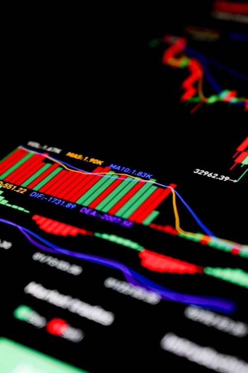 _CDSU_'s tweet photo. Forex: where patience meets adrenaline. ⏳⚡ https://t.co/At9zvUTe0S