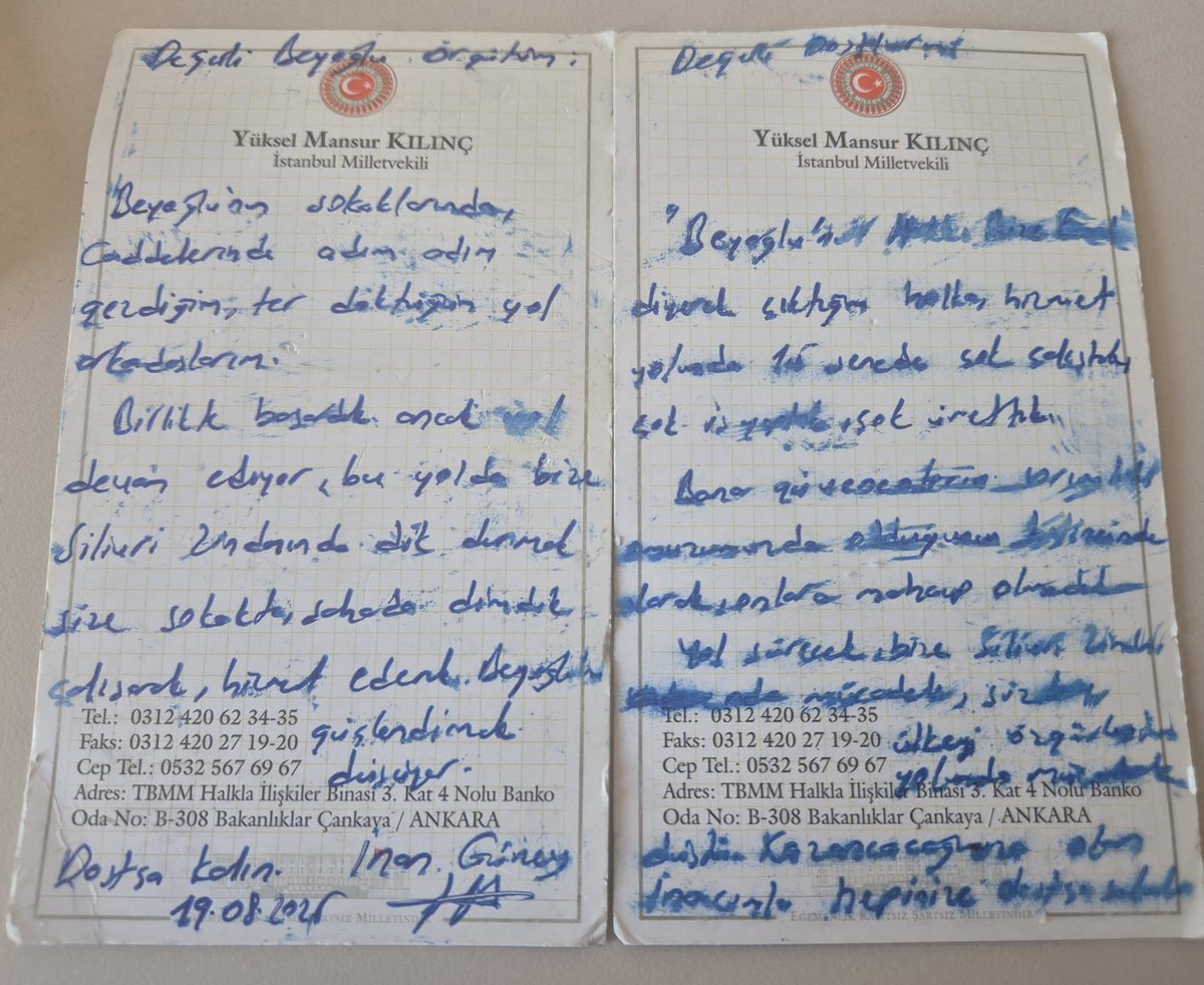 Beyoğlu Belediye Başkanımız İnan Güney'den ilk mesaj:  

"...Yol sürecek bize Silivri zindanı yolunda mücadele, sizlere ülkeyi özgürleştirmek yolunda mücadele düştü. Kazanacağımıza olan inancımla hepinize dostça selamlar

Gözünüz arkada kalmasın , yol arkadaşlarınız, burada!