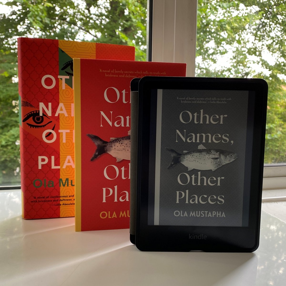 FairlightBooks's tweet image. All of our books are available as #paperbacks and #eBooks, but some were also published in #hardback (with a fun, different cover) to give you as much choice as possible.

Which format do you prefer reading? 📖📱