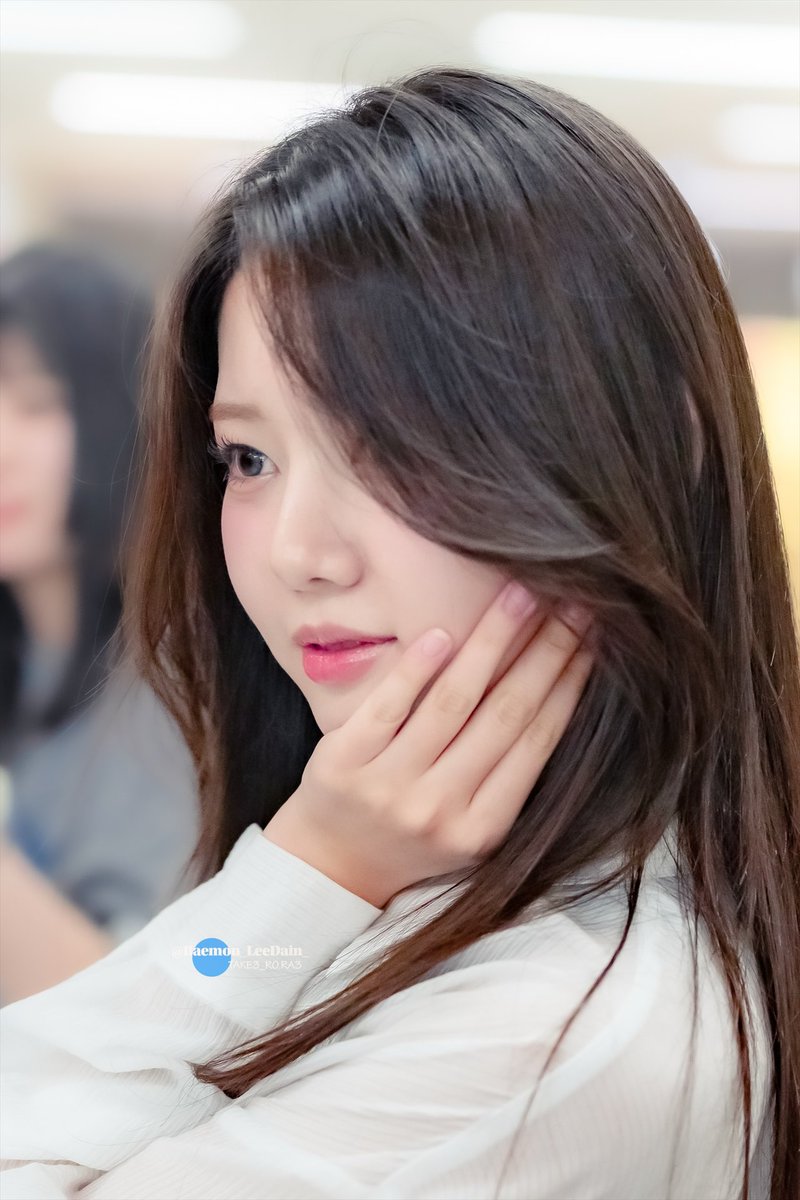 20250815 GMP

画質落としてアップ気味に…

#かわよ

#RORA #로라 #ロラ #LeeDain #이다인 #ダインさん #李茶仁
#BABYMONSTER #베이비몬스터 #ベイビーモンスター #baemon #베본 #ベモン