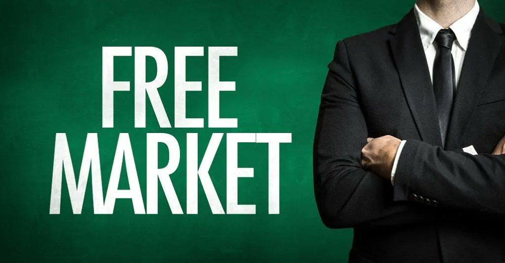 economicwarroom's tweet photo. 8/10
The op-ed’s calls—like Senate abolition and judicial packing—sound radical. But EWR 111 argued: real solutions arise from shoring up free enterprise and individual rights, not top-down overhauls. #FreeMarkets #ConstitutionalOrder https://t.co/0T5Ix3ysPI