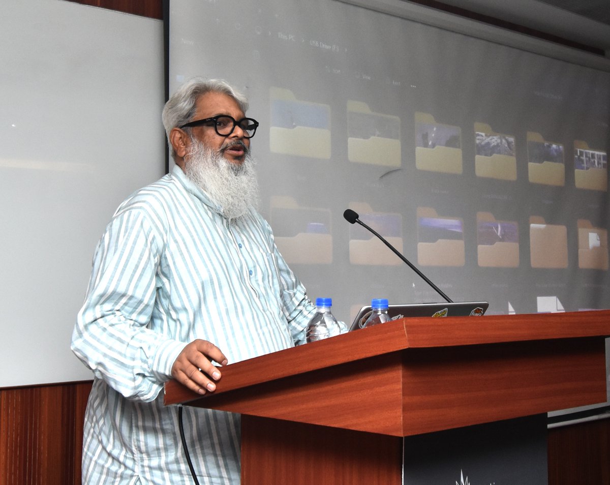 Silicontech_bbs's tweet image. #WorldPhotographyDay at #SiliconUniversity with #Obscura2025 in collaboration with @KetakiTrust 

Inspiring talks by Shri D.K. Pattanayak &amp;amp; Shri Pramod Dhal, plus a vibrant student exhibition showcasing stories #ThroughTheLens
#SiliconTech