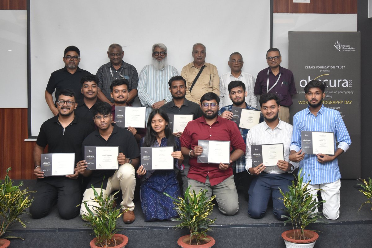 Silicontech_bbs's tweet image. #WorldPhotographyDay at #SiliconUniversity with #Obscura2025 in collaboration with @KetakiTrust 

Inspiring talks by Shri D.K. Pattanayak &amp;amp; Shri Pramod Dhal, plus a vibrant student exhibition showcasing stories #ThroughTheLens
#SiliconTech