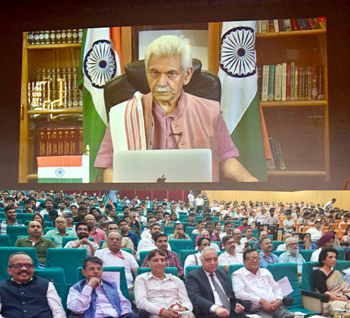 OfficeOfLGJandK's tweet image. Today delivered the inaugural address at the 22nd Foundation Day of Shri Mata Vaishno Devi University. In its journey the University has blossomed into an institution of excellence, nurturing minds and transforming lives.