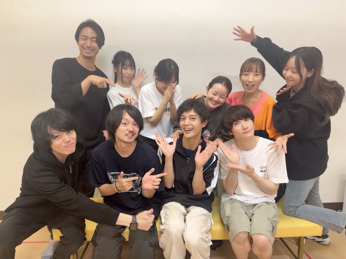 2週間と少しの間アンダーで入らせていただいた  #喫茶サザンクロス の稽古、皆様よりひと足お先に終了しました！！
主水さんの代役ということで大変なプレッシャーを感じていましたが座組の皆さんがとっても優しく素敵でとても楽しい稽古期間でした💡
本番を楽しみにしてます✨
