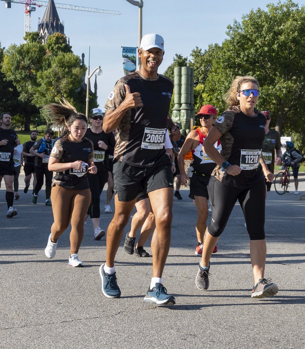 Christopher Robin, Sergeant Major/Sergent-major (@army_sm_armee) on Twitter photo L’unité, l’intention et la discipline sont au cœur de notre travail. Elles sont aussi au centre de la <a href="/CanadaArmyRun/">Canada Army Run | Course de l'Armée du Canada</a>, qui vous donne la chance de vous mettre en forme tout en soutenant vos collègues. Allez! #UneCourseExtraordinaire L’unité, l’intention et la discipline sont au cœur de notre travail. Elles sont aussi au centre de la <a href="/CanadaArmyRun/">Canada Army Run | Course de l'Armée du Canada</a>, qui vous donne la chance de vous mettre en forme tout en soutenant vos collègues. Allez! #UneCourseExtraordinaire