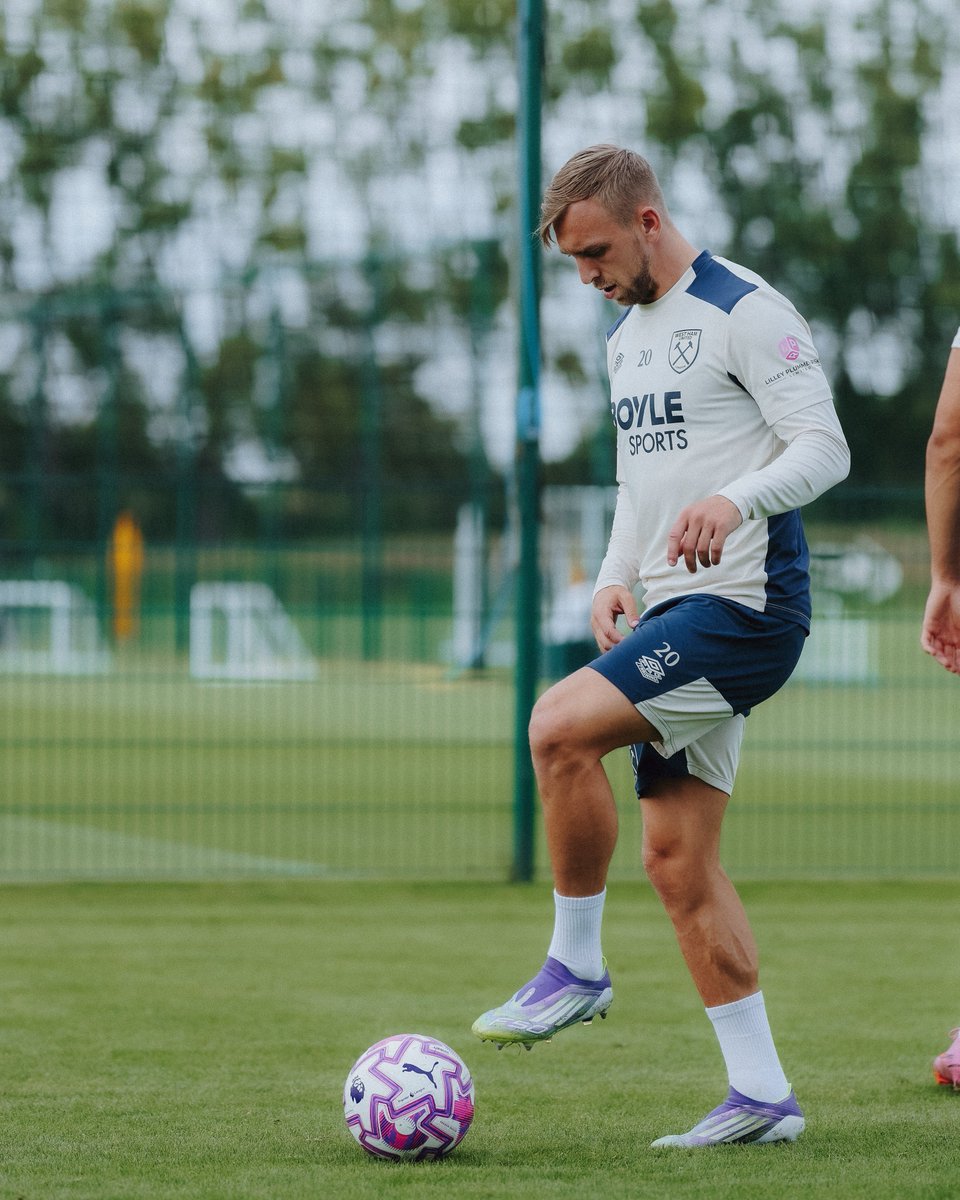 West Ham United tweet media