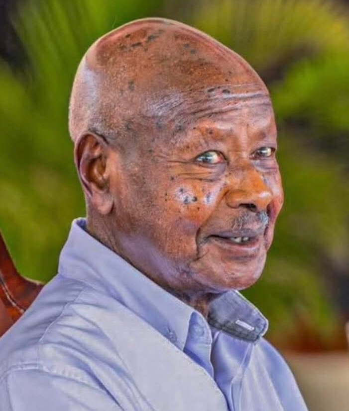 Farooq Mohamed - The Kenyan Irrefutable BNAM 45:47 (@farooqkenyan) on Twitter photo <a href="/KagutaMuseveni/">Yoweri K Museveni</a> This is the real pic of M7 without filters. It's time for Uganda 🇺🇬 to decide! <a href="/KagutaMuseveni/">Yoweri K Museveni</a> This is the real pic of M7 without filters. It's time for Uganda 🇺🇬 to decide!