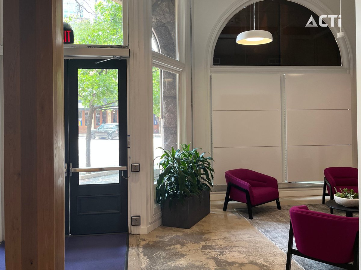 CTIAV's tweet image. Digital Signage: Not just for B2C. 

For B2B spaces, it builds credibility, controls your message, and makes an impact before the door opens. 

See how to maximize your space&apos;s impact:
👉cti.com/5-common-mista…

#DigitalSignage #Messaging#Promotion #LED #AVTWeeps #ProAV #ctirocks