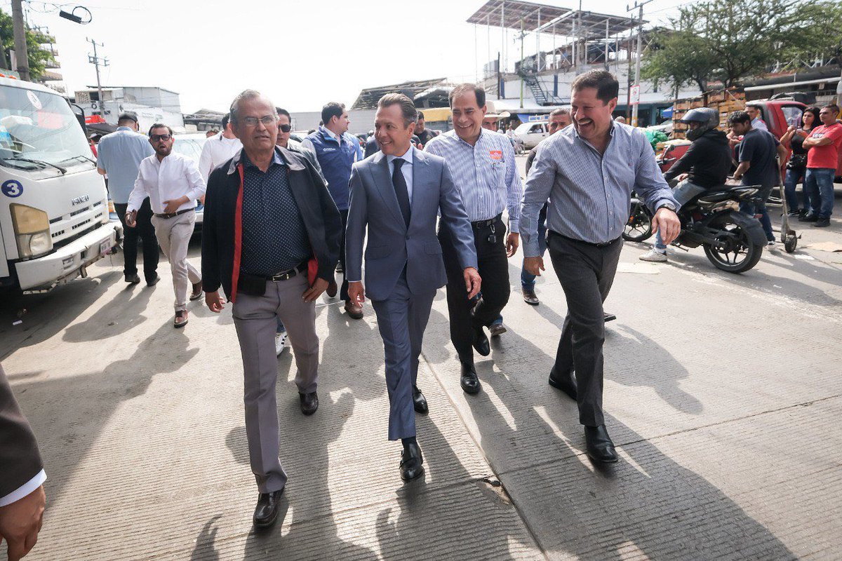 PabloLemusN's tweet photo. Con el respaldo de las y los jaliscienses caminamos hacia un mejor estado, donde juntas y juntos construimos con talento, trabajo y estrategias #AlEstiloJalisco ❤️. 

¡Que tengan un muy buen día! https://t.co/SdoAtwbctN