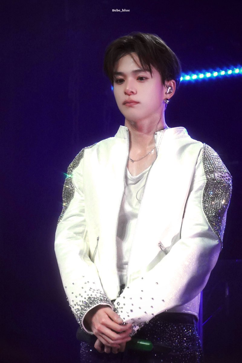 250406 NEW YORK

🎂

#Asahi24thSeasonOfLove 
#오렌지로_물들어가는_사히생일
#花が咲くように微笑む朝光の日 
#ASAHI #아사히 #朝光 #アサヒ 
#TREASURE #트레저