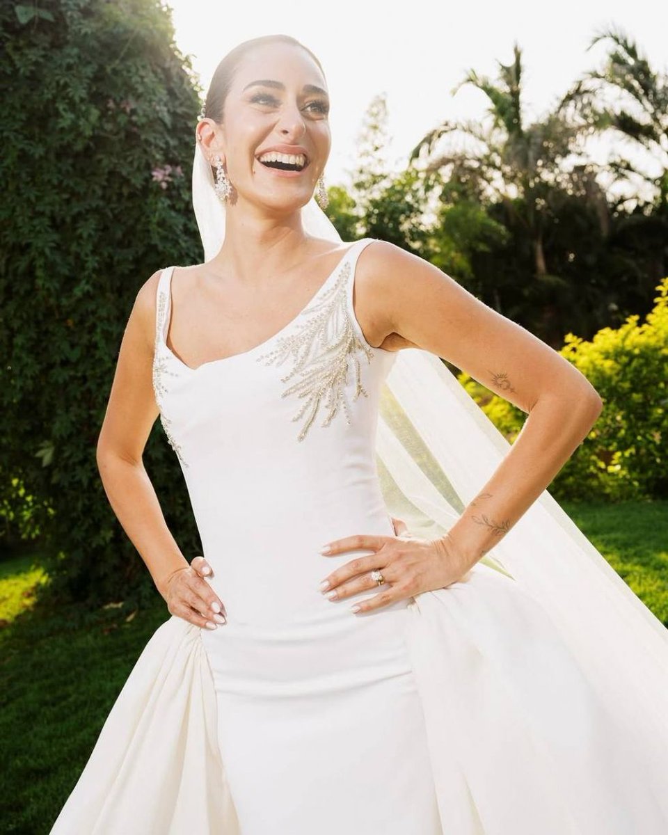 The Modern and Elegant Wedding of Egyptian Actress Amina Khalil
See here
buff.ly/QNtivNn 
#AminaKhalil #Egypt #Wedding