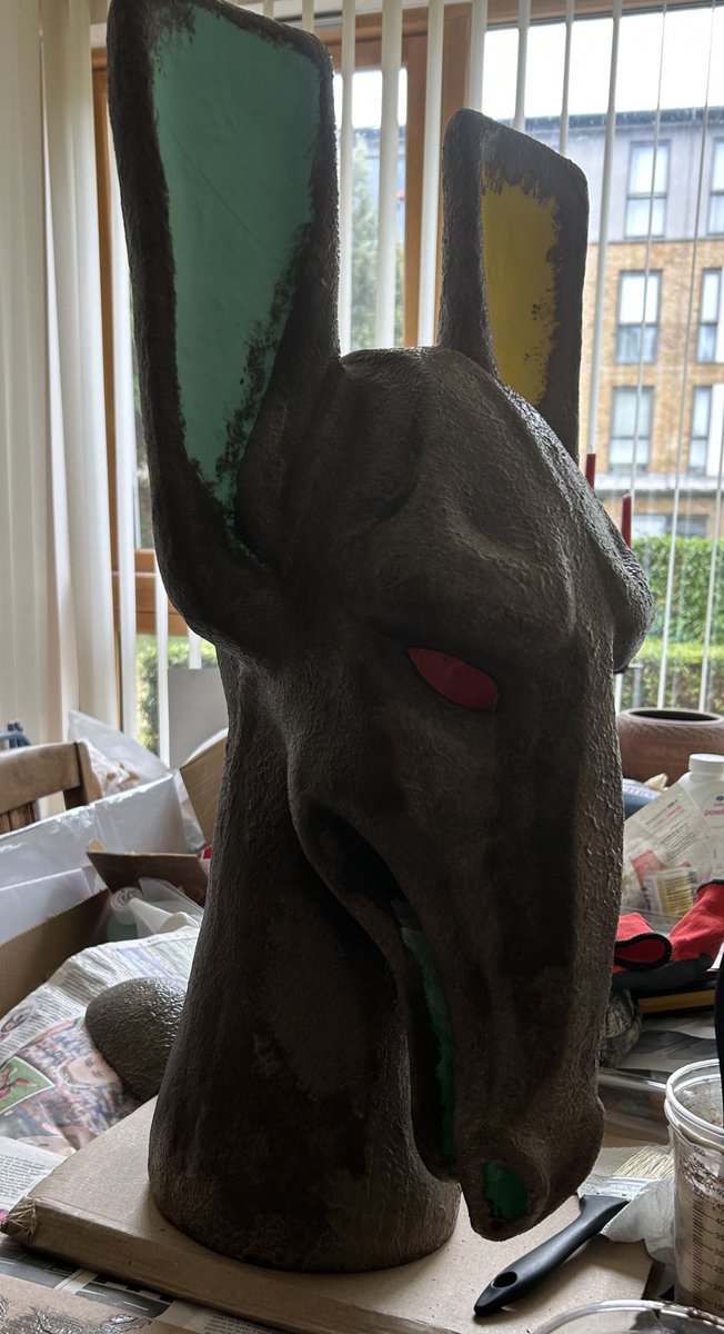 AMHmakes's tweet image. The next issue was the fiberglass texture in the ears, because of the material it was printed in I couldn’t use laminating resin as it would melt the plastic.

However the method I came up with looks great too!

#DoctorWho #PyramidsofMars #Sutekh