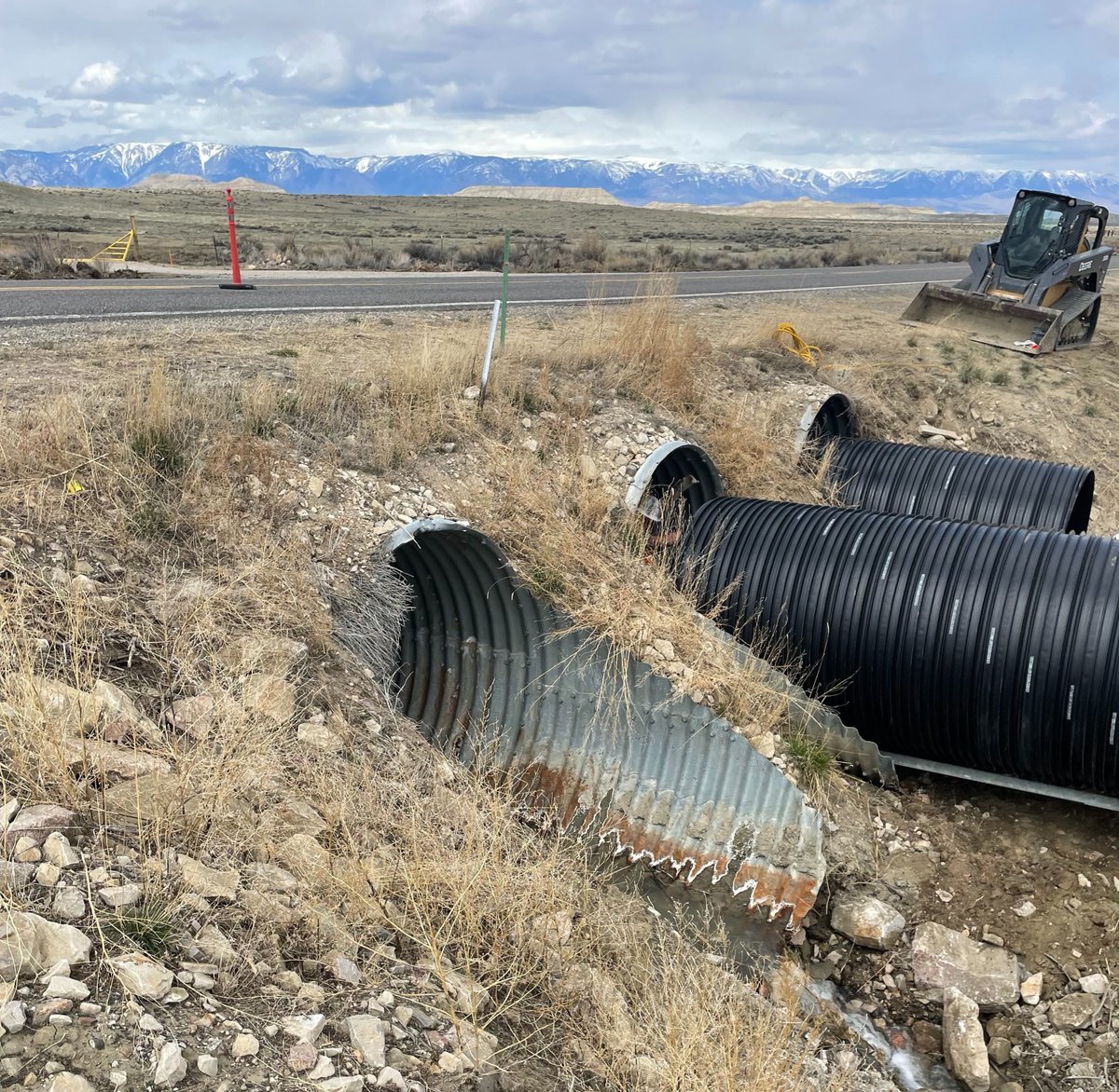 ContechES's tweet image. Pipe rehab ≠ simple fix. From hydraulics to constructability, 6 design factors can make or break your project.

Read our latest Pipe Blog: hubs.ly/Q03D71wT0
#PipeBlog #Trenchless #Reline