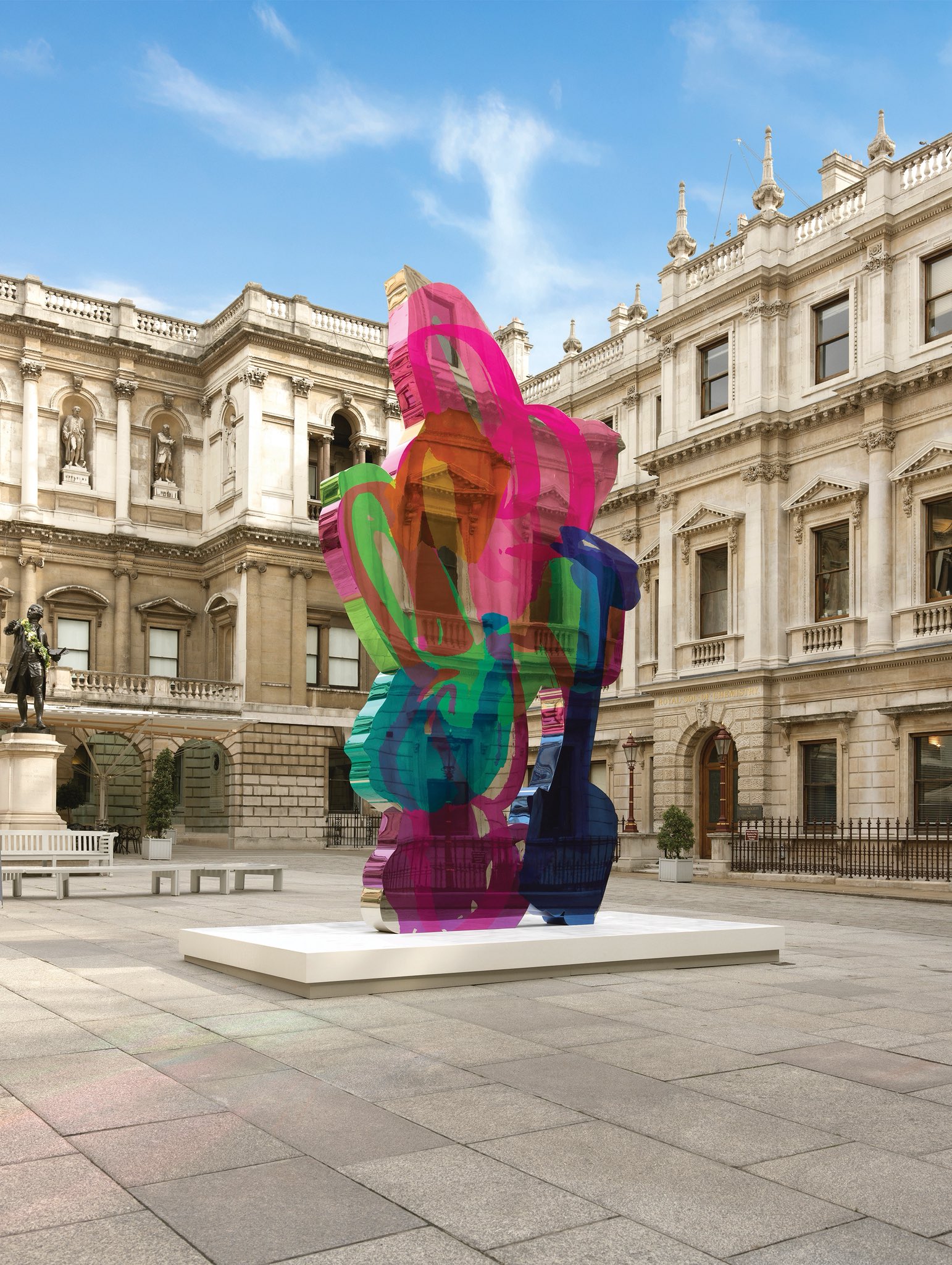 ブロンズ像　フランス人アーティスト Jeff Koons Sculptures