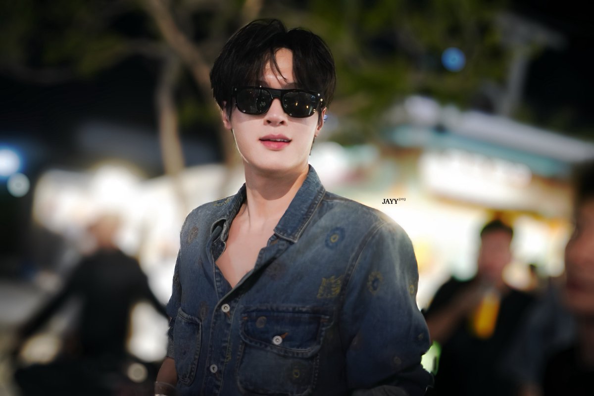 250819 how cute🥹

#ZhanXuan #展轩 
#RevengedLove 
 #ZhanXuanxLiuXuanchenginBangkok