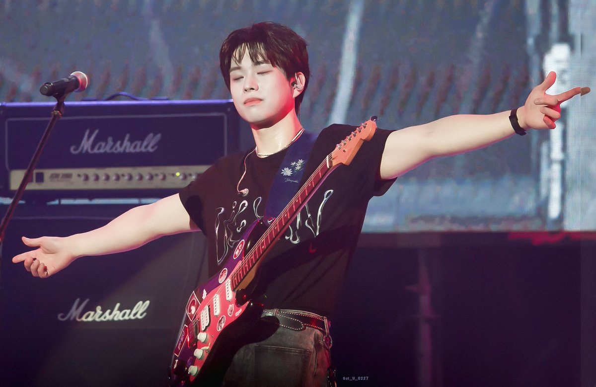 대체..어케하는..._:(´ཀ`」∠):_