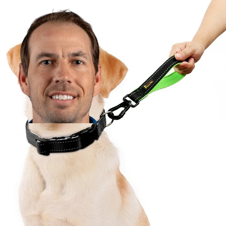 SconnieColt's tweet photo. How short my leash is with Shane https://t.co/gVat5qyxJJ