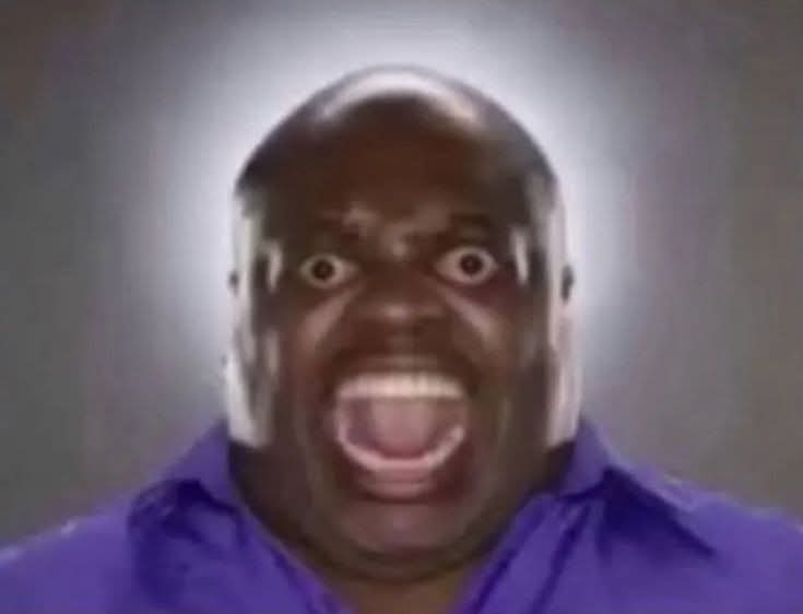 Entro a twitter y lo primero que veo es como team cherry me mete el puño por el ano