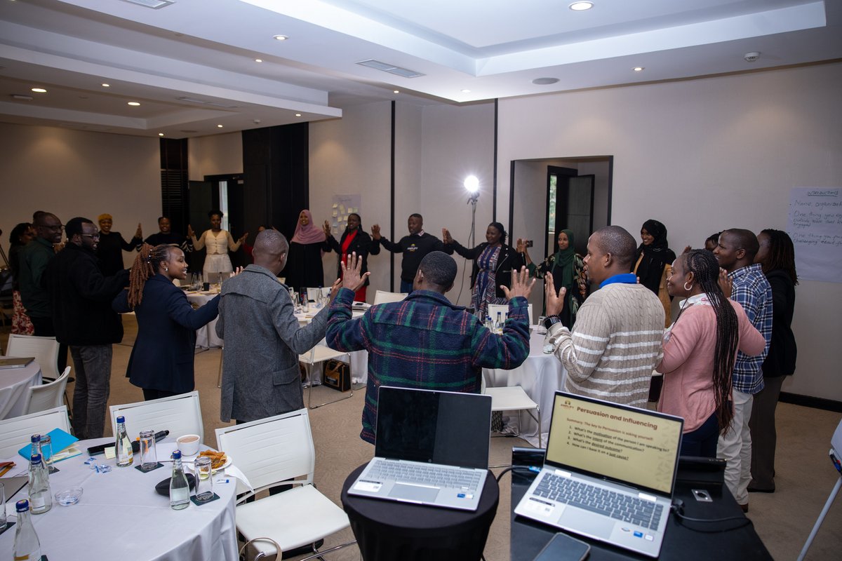 AMPLIFY Girls tweet media