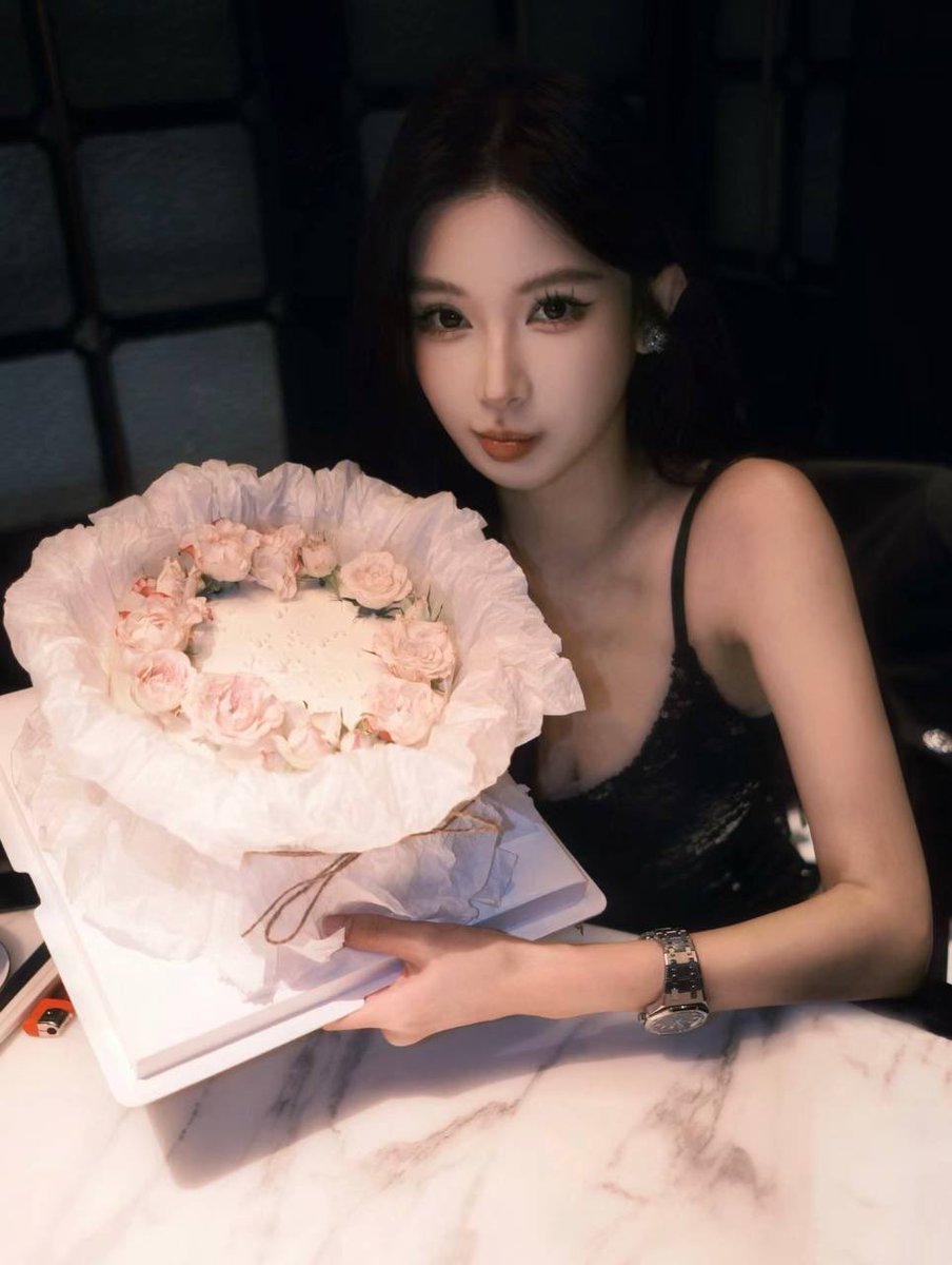 黄推福利内容 - 灵灵全球cos外围经济(全国独家资源)的精彩图片 福利姬灵灵全球cos外围经济(全国独家资源)分享的黄推图片3 - 网红私拍内容