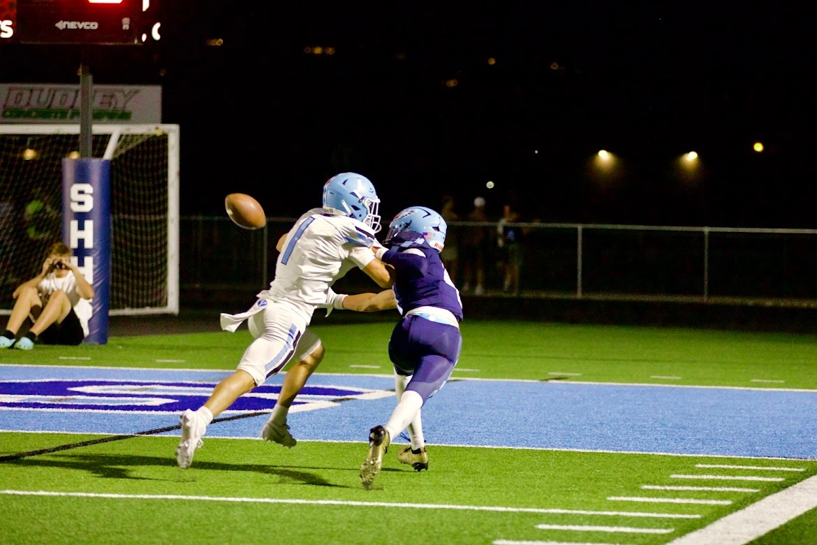 PeytonHigginson's tweet image. The sequence…Find it, catch it, celebrate!! 🔥🏈 @RyderHales12 @SpencerHop65 @hills_salem @utahpreprag #throwitup #onehanded #touchdown @MaxPreps @SlingintheP