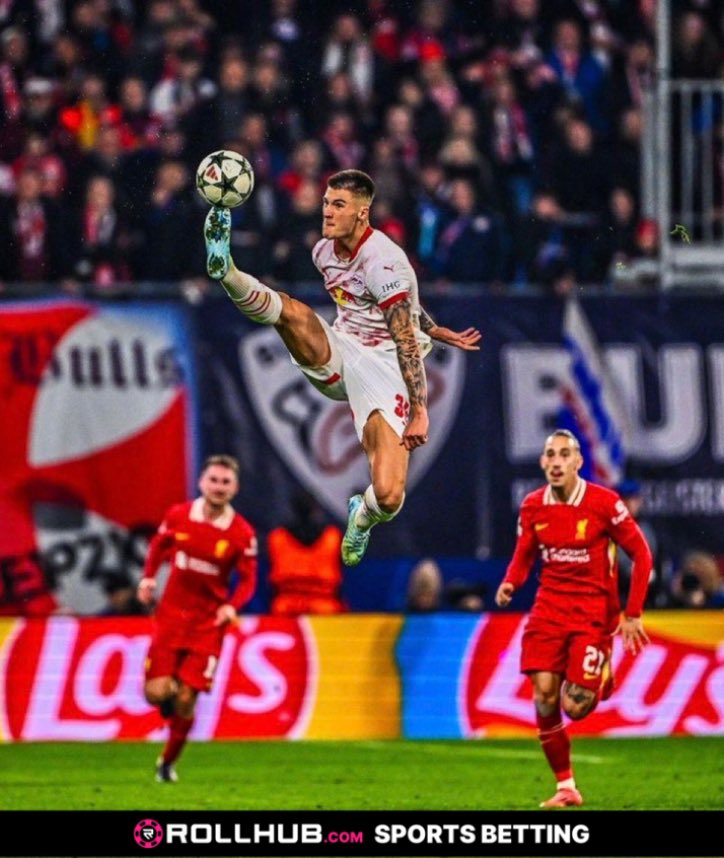 The Finest First Touches Ever Seen in Football 🤯🔥🔥

A Thread 🧵