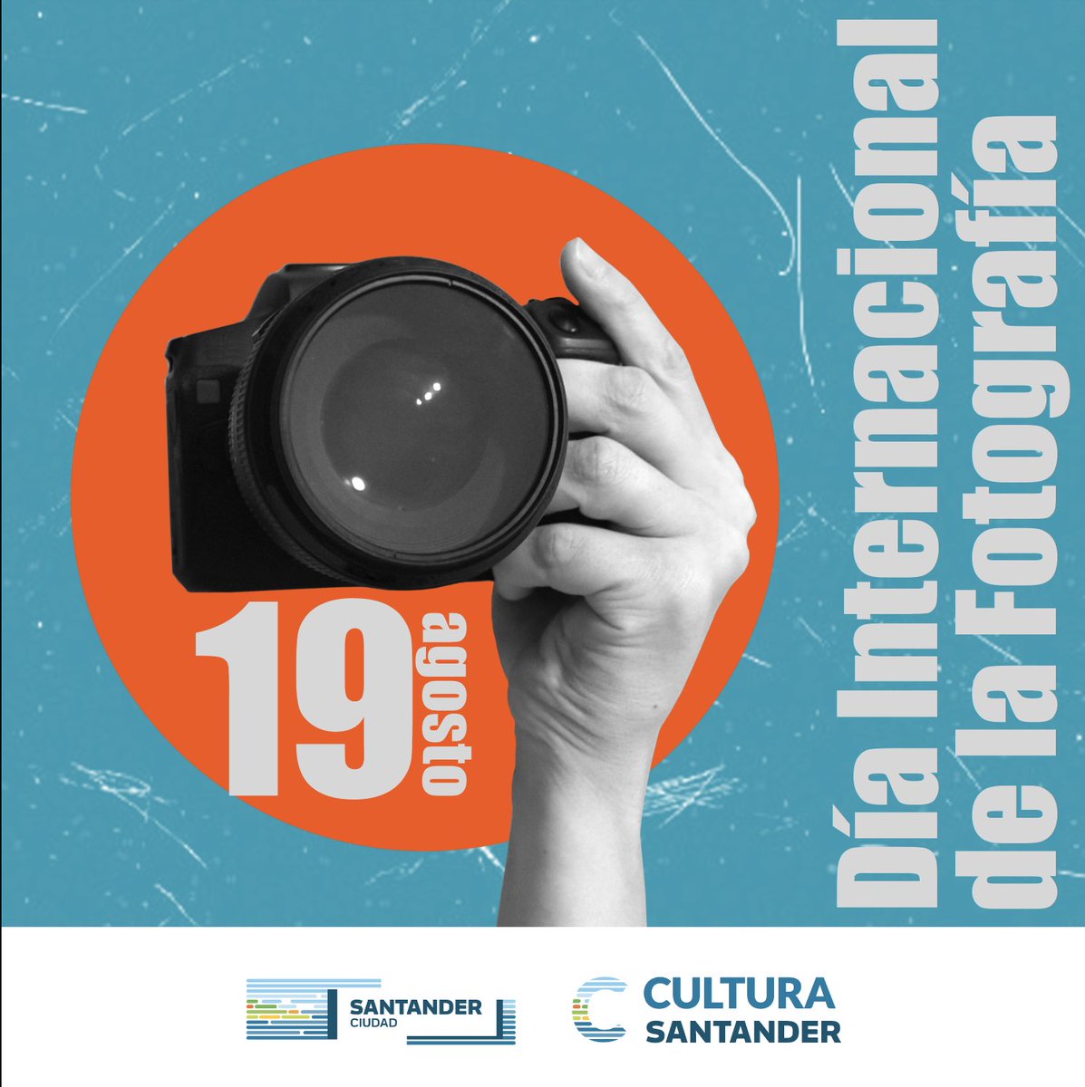 📸Día Mundial de la Fotografía 
Desde #culturasantander se busca siempre la oportunidad de mostrar #fotografia en espacios expositivos de la #ciudad como @cdis.santander  - @museomassantander - Centro Cultural Doctor Madrazo @fabricadecreacion.santander - @juventudsantander