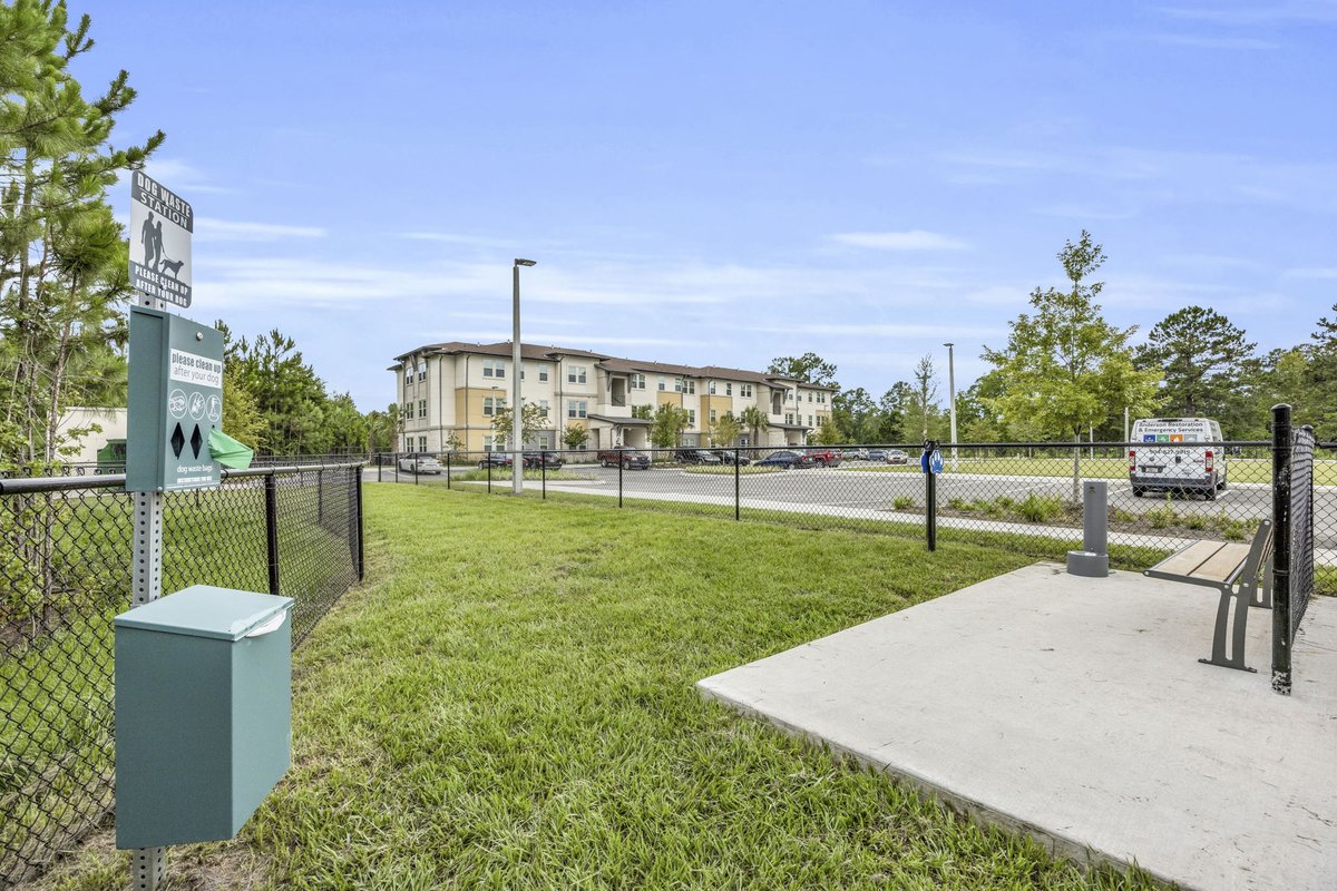 HTG_LLC's tweet photo. Now leasing at Bryce Landing! 🏡 Just 40 minutes south of Jacksonville, this beautiful Clay County community offers quality, affordable living for income-qualifying residents. ✨

Contact our leasing team at 904-747-2900 or email brycelanding@htgf.com to learn more.

#HTG https://t.co/5xhFRc0MNF