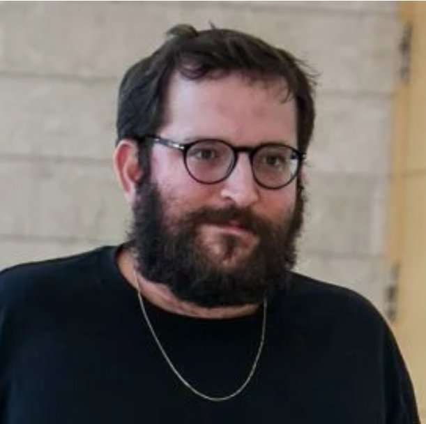 עכשיו תתארו לכם שהוא היה עובד עם לפיד, ולא עם ביבי.
