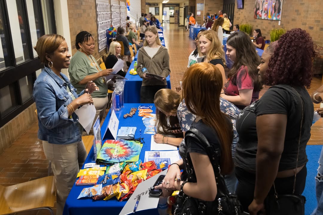 The start of a new school year brings excitement, and lots of questions! Don’t worry, you’re not alone. Our Student Life Resources can help you find the answers you need!

Learn more 🔽 
matc.edu/student-life-r…