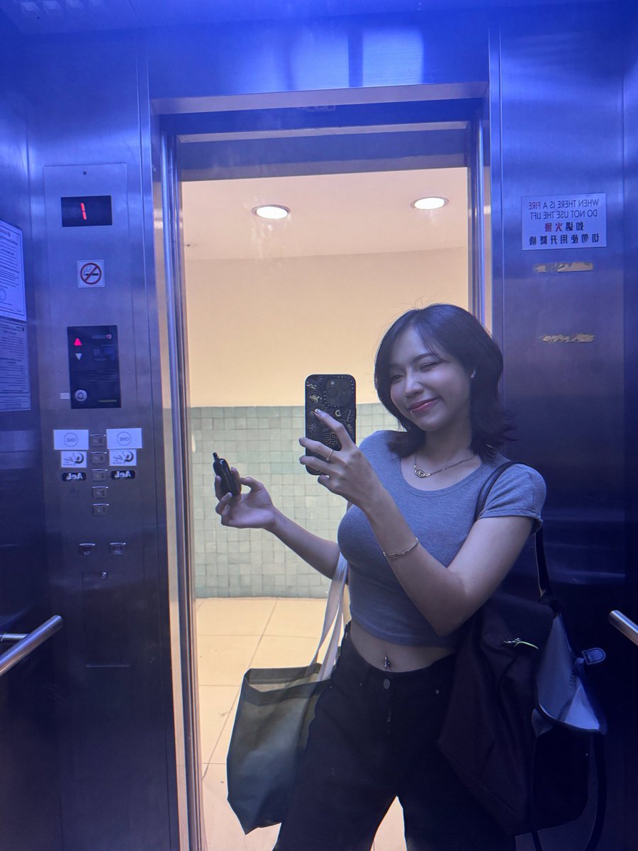 farnmii's tweet photo. 🤫🤫 https://t.co/oB5umxNfIE