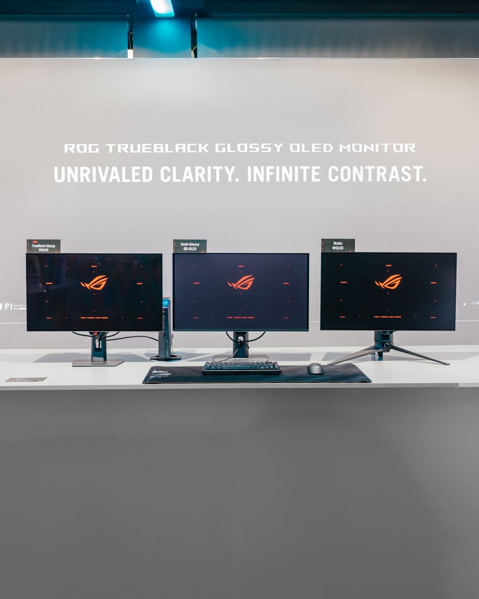 ASUS_ROG's tweet image. ✨The ROG #Tandem OLED + TrueBlack Glossy = sharper clarity, 15% higher brightness, 25% wider colours, and 60% longer lifespan. 

Black stays truly black—even in bright rooms. Pst, the #PG27AQWPW drops with a fresh transparent finish. 🤍

👀 Peep the latest ROG #OLEDmonitors at…