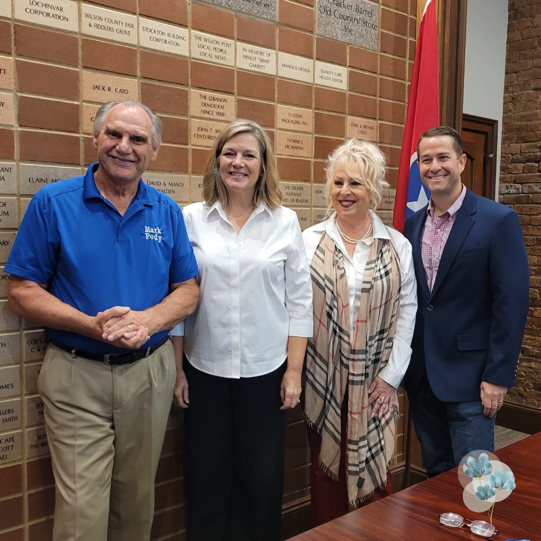 Founder Rondy Smith and Executive Director Michele Speich shared updates with Senator Mark Pody on important new policies advancing the anti-trafficking movement. 🚫We're grateful to live TN, where victims of sex trafficking are protected through life-changing legislation. ⚖️