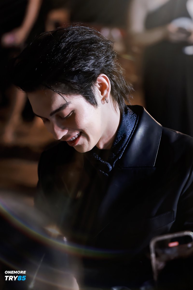 OneMoreTry85's tweet photo. ยังเป็นเค้าเสมอเลย

BRIGHT GLOBAL ICONS
#BRIGHTxLSA50ICONS
#LSA50ICONS
#bbrightvc @bbrightvc https://t.co/ZBBFw4Oik0