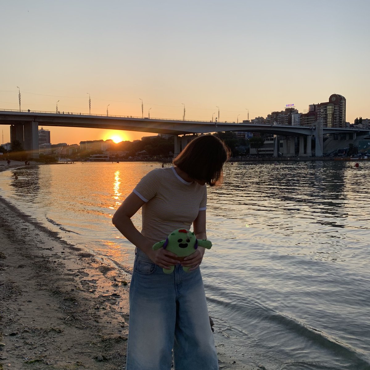 leraberuvrotVGX tweet media