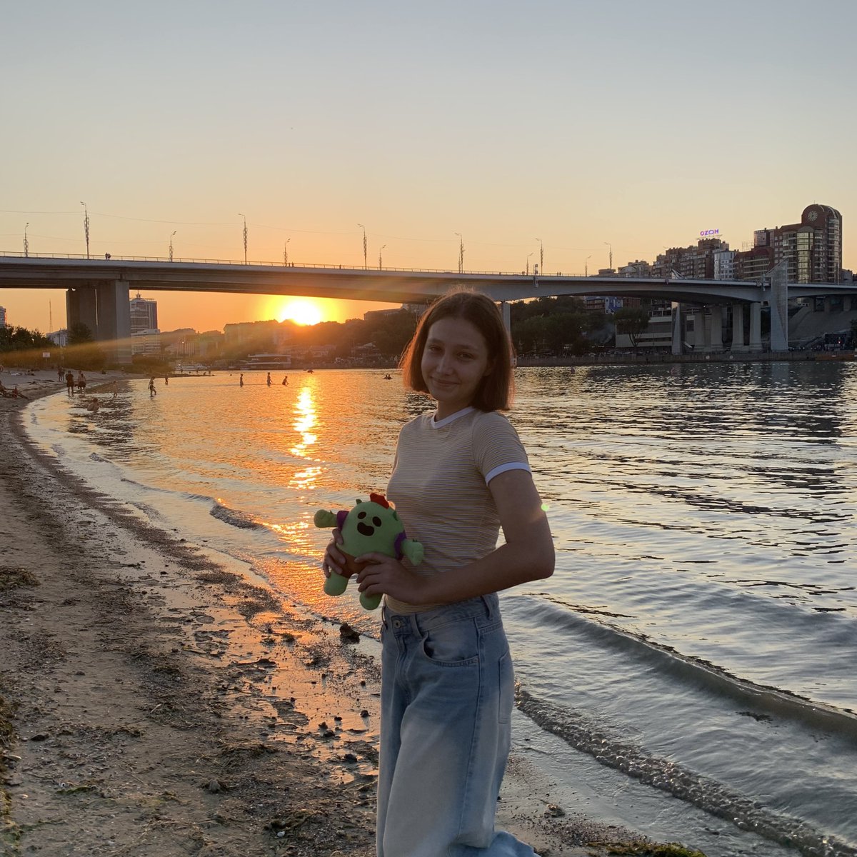 leraberuvrotVGX tweet media