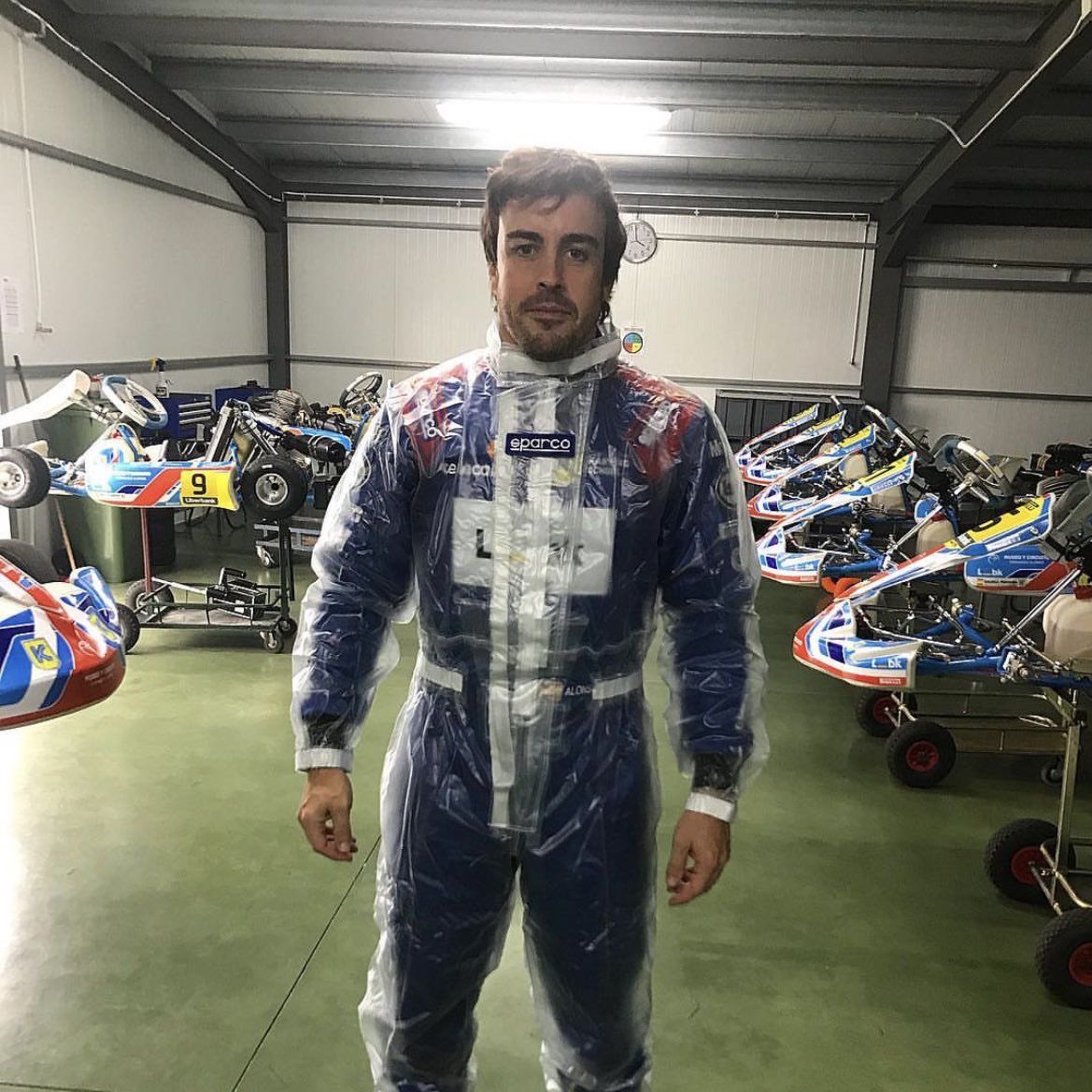 rubiez23's tweet photo. Podrá Fernando Alonso envuelto como un bocadillo tener más likes que un “hilo” de SoyMason? https://t.co/KMNHCeXl6a