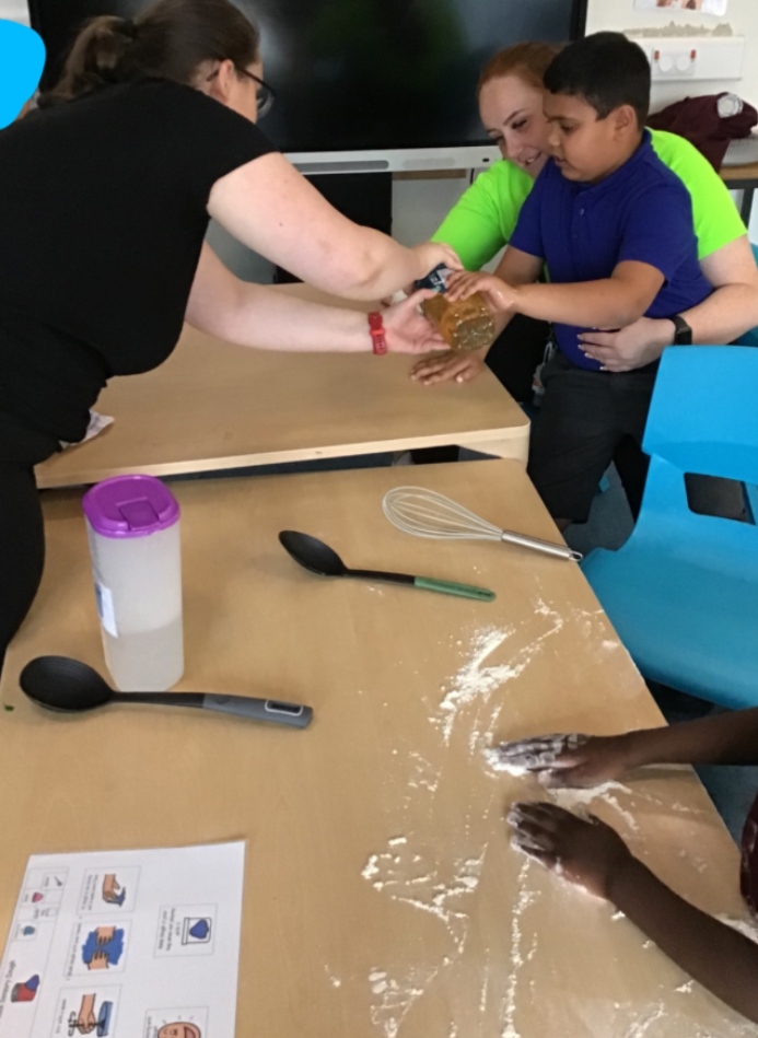 Leithland class have been learning to follow instructions to make playdo.  The children were motivated to engage with the ingredients and had adult support to follow the symbolated recipe. Well done, everyone!